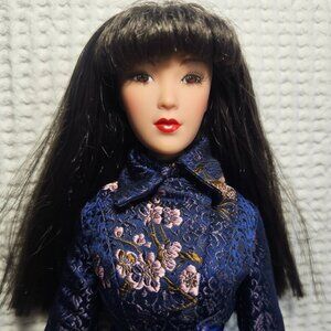 2002 Madame Alexander Doll - Graphic Impact Jade